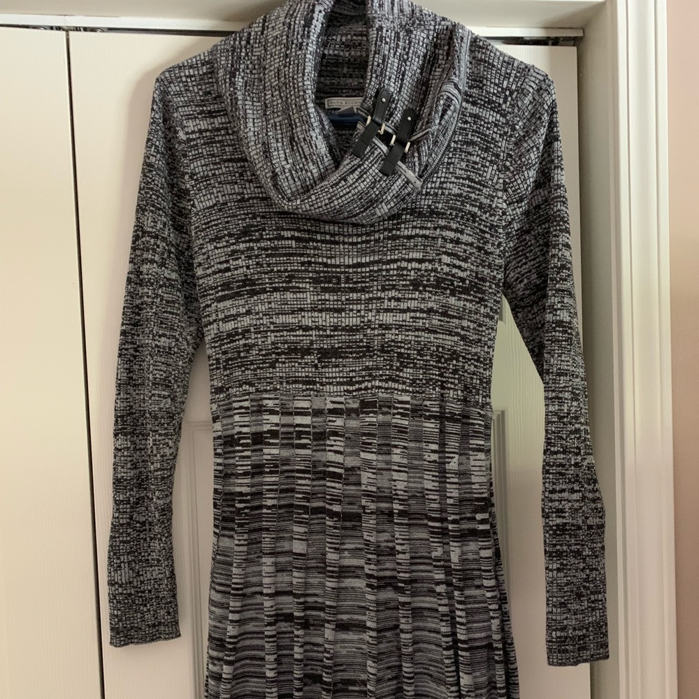 Black and white sweater dress